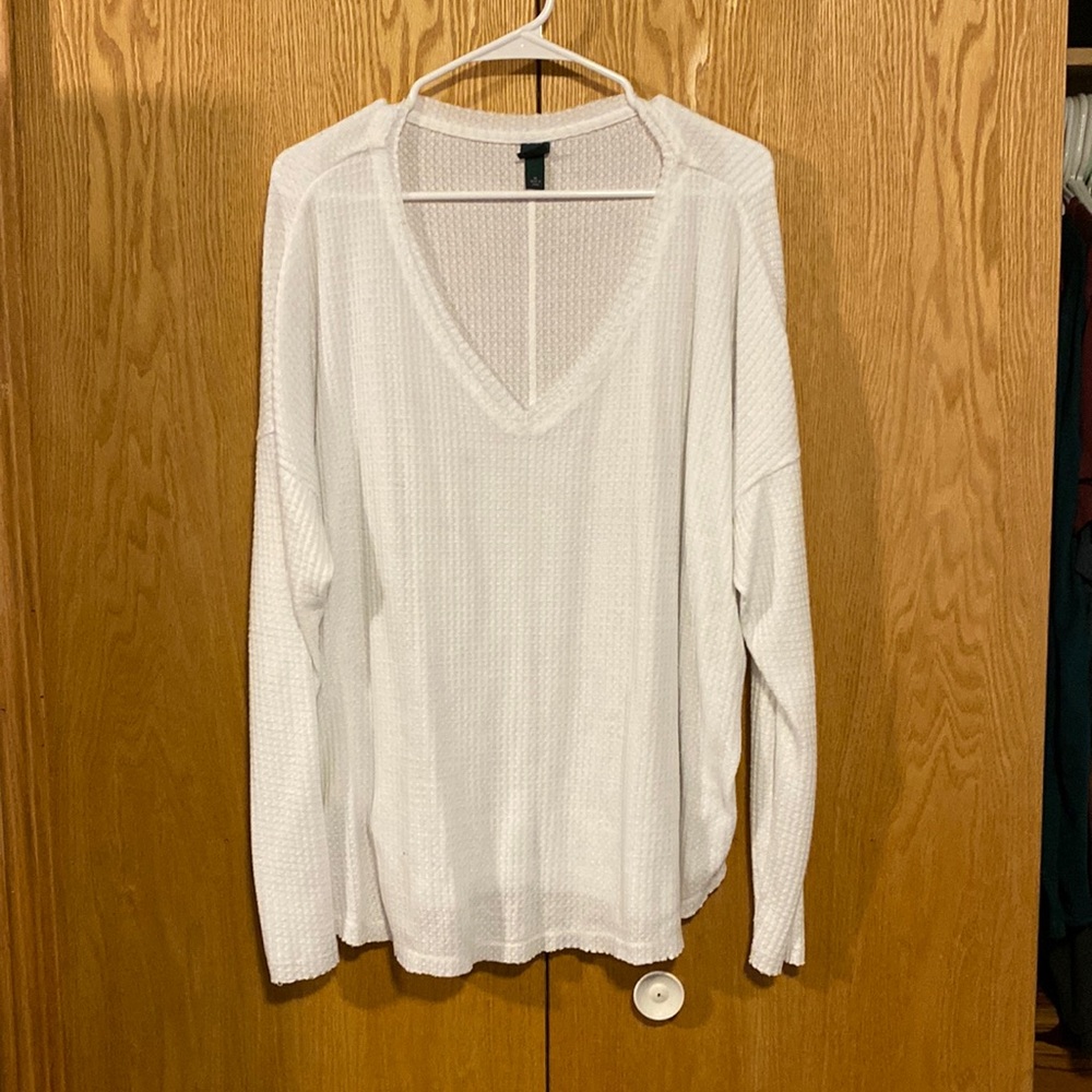 Wild fable top size extra large only worn once!